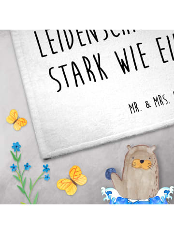 Mr. & Mrs. Panda Handtuch Sternzeichen Stier mit Spruch in Weiß