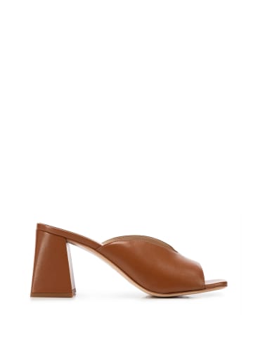 Wittchen Women's flip-flops on a block heel made of genuine leather in Brown