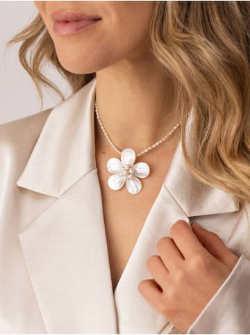 PURELEI Charm Pearly Flower in Silver