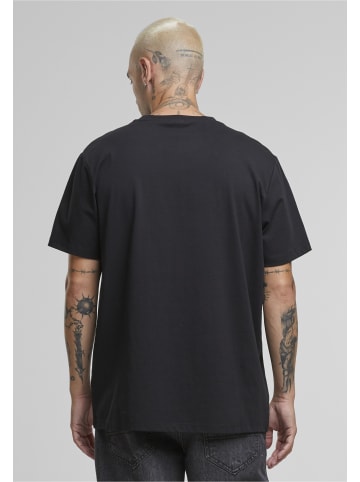 Urban Classics T-Shirts in black