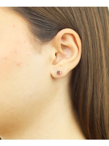 Diamant L'éternel Ohrringe aus 375 Gelbgold mit Rubin