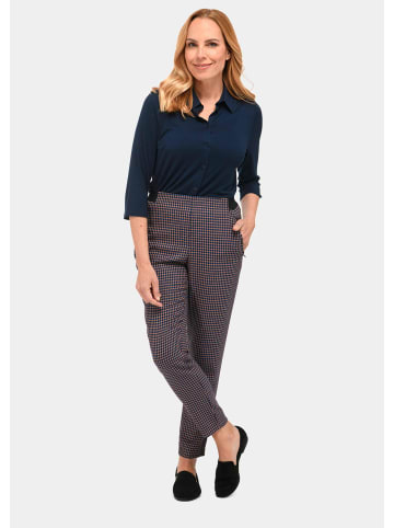 GOLDNER Kurzgröße:  Klassische Karohose Martha in camel / anthrazit / kariert