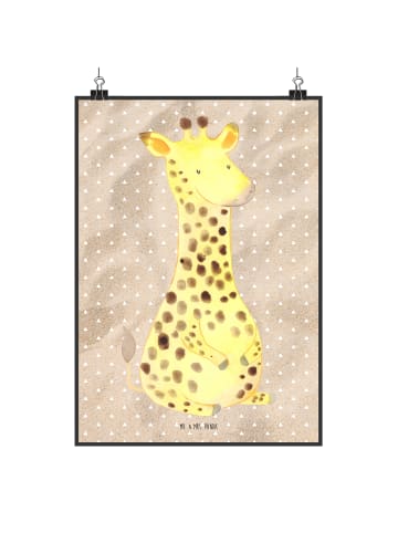 Mr. & Mrs. Panda Poster Giraffe Zufrieden ohne Spruch in Sandig