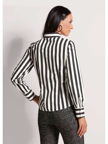 MADELEINE Gestreifte kontraststarke Hemdbluse in schwarz / wollweiß