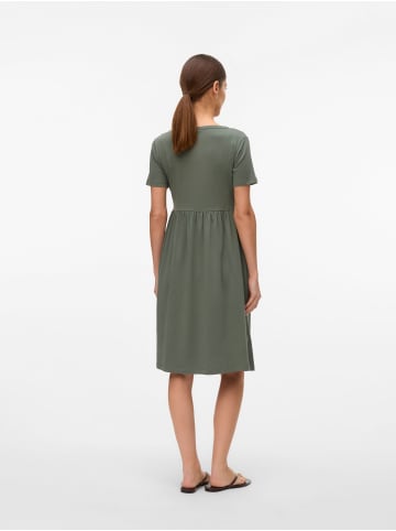 mama licious Kleid in Agave Green