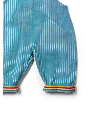 Little Green Radicals Gestreifte aufgerollte Latzhose in Blau