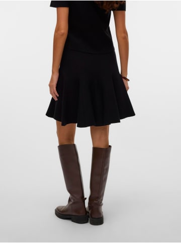 Vero Moda Strickrock in Black