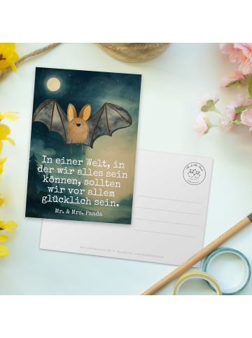 Mr. & Mrs. Panda Postkarte Fledermaus Flügel Design mit Spruch in Weiß