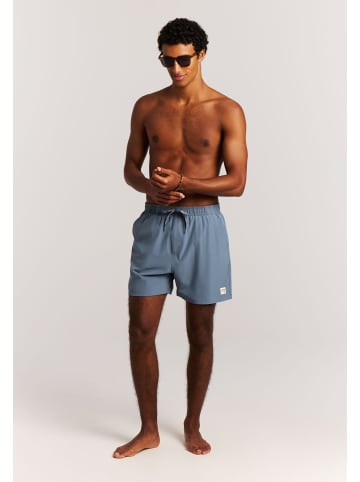 Protest " PRTIgapo in Empire Blue