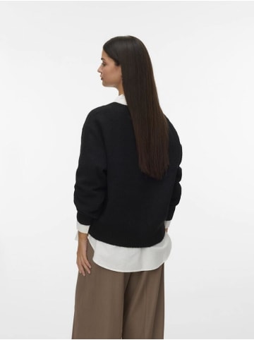 Vero Moda Pullover in Black