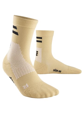 cep TRAINING COMPRESSISOCKSMID CUT in Sand