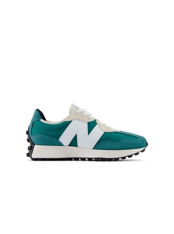 New Balance Sneakers U327 in Grün