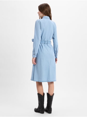 Marie Lund Kleid in hellblau - 0001