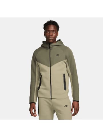 Nike Sportswear Kapuzenjacke Tech Fleece in oliv / beige