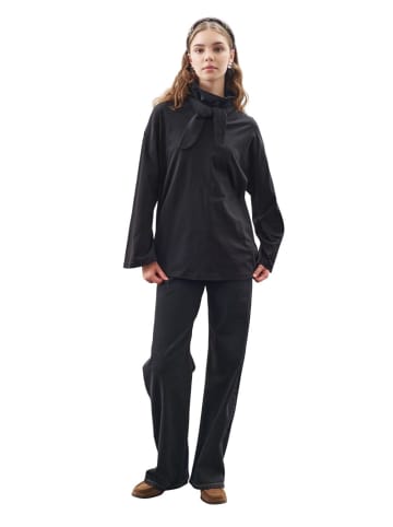 MANUKA Blouse in Schwarz