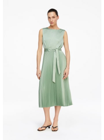 comma Kleid in 6211_salbeigrün