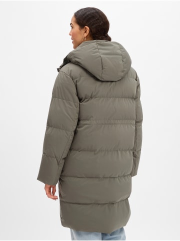 OPUS Mantel Hallusi in schilf