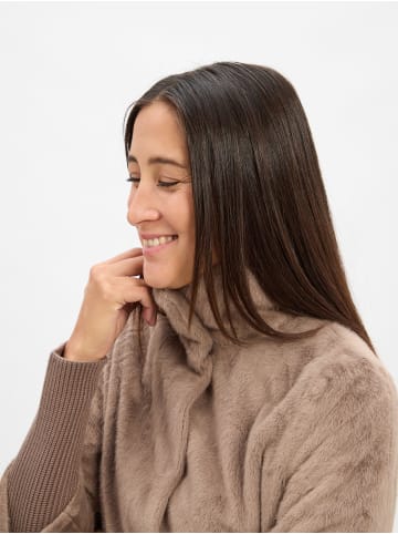 Zero Jacke aus Kunstfell in taupe - 0002