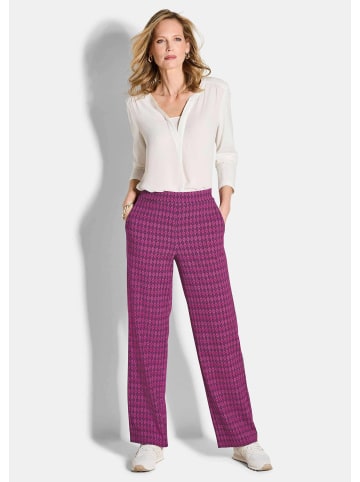 GOLDNER Kurzgröße: Elegante Schlupfhose mit weitem Bein in beere / gemustert