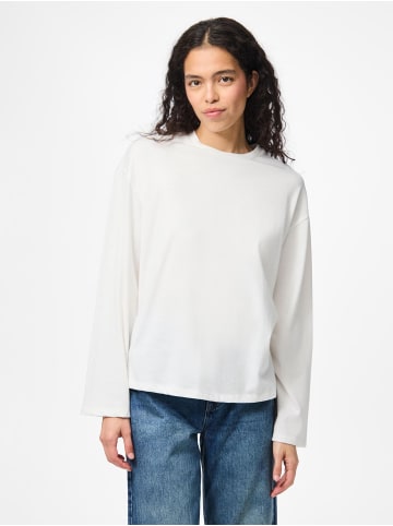 Pieces Oberteil mit langen Ärmeln in Cloud Dancer 10