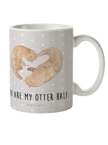 Mr. & Mrs. Panda Kindertasse Otter Herz mit Spruch in Grau Pastell
