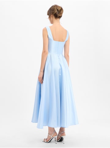 Marie Lund Kleid in hellblau - 0001