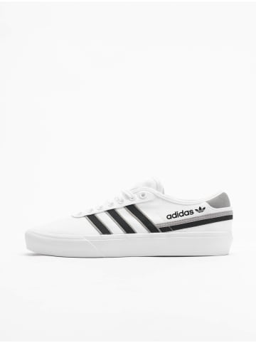 adidas Turnschuhe in ftwr white