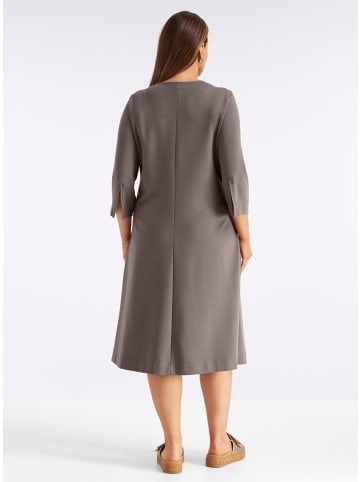 sheego Kleid in dunkeltaupe