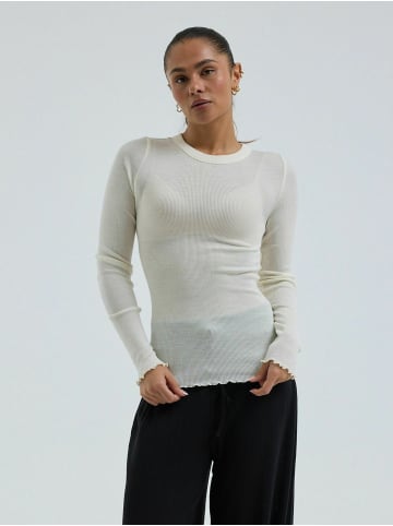 Seamless Basic Top Wooly in Off-white