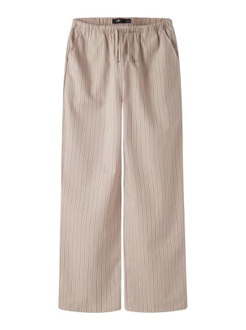 name it Hose in Oxford Tan
