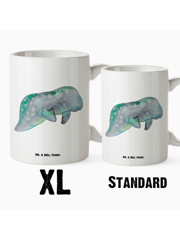 Mr. & Mrs. Panda Riesenkaffeetasse Seekuh Chillen ohne Spruch in Weiß