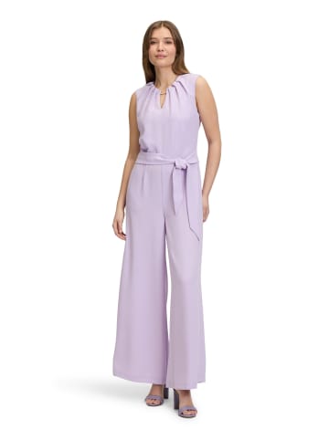BETTY & CO Jumpsuit ohne Arm in Lavendula