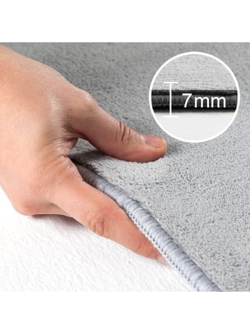 KADIMA DESIGN Teppich Kurzflor Waschbar Einfarbig LECH Microfaser OEKO-TEX in Silber