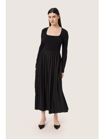 Soaked in Luxury Jerseykleid SLSimone Gerade Passform in Black