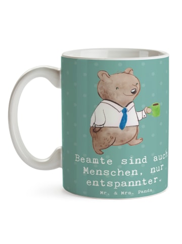 Mr. & Mrs. Panda Tasse Beamtin Entspannt mit Spruch in Meeresbrise