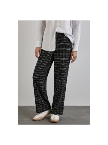 Street One Hose in Black