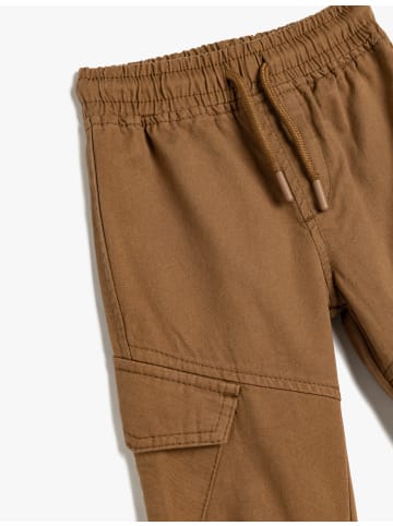 KOTON Hose in Braun