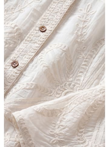 esha Women Blouse in Cream