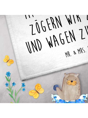 Mr. & Mrs. Panda Gästehandtuch Igel Herzen mit Spruch in Weiß