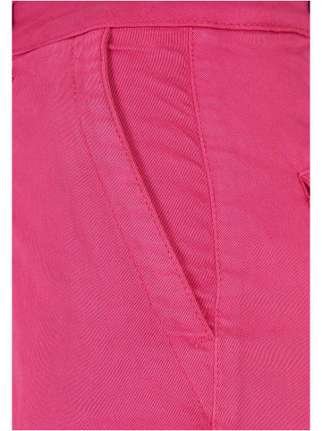 Urban Classics Cargo Trousers in hibiskus pink