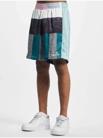 Sergio Tacchini Sergio Tacchini Cargo Shorts in colored