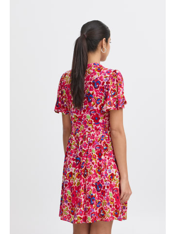 ICHI IHMARRAKECH AOP DR15 Loose fit in Love Potion Flower Aop