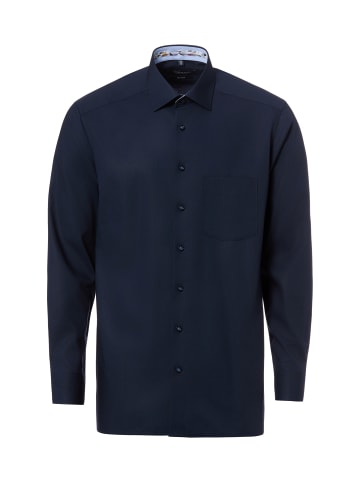 Andrew James Hemd in marine