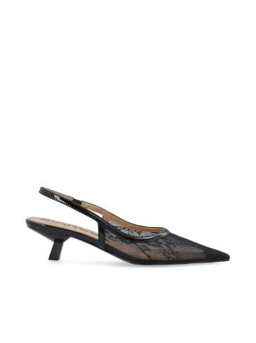 Bianco Kitten Heels in BlackLace