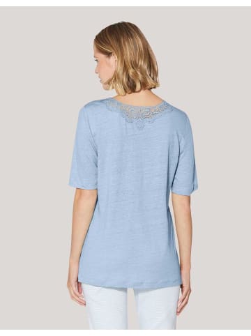 MADELEINE Kurzarm Leinen-Shirt mit Spitzenbesatz in himmelblau