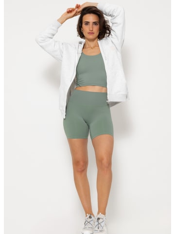 SASSYCLASSY Kurze Sportleggings in Grün