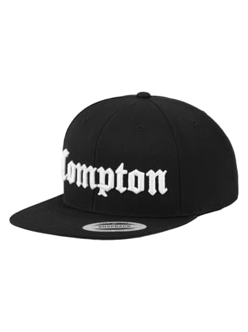 Mister Tee Snapback in black