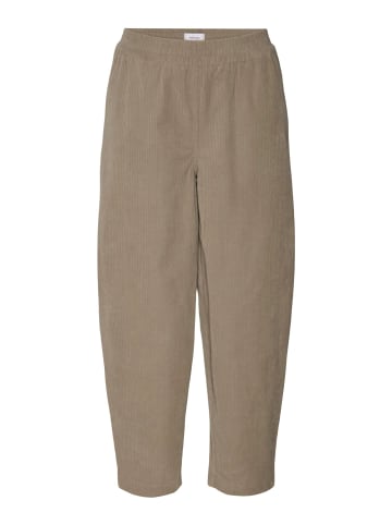 Vero Moda Girl Hose in Laurel Oak