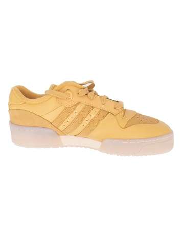 adidas Sneaker Basketball Rivalry Low in Gelb