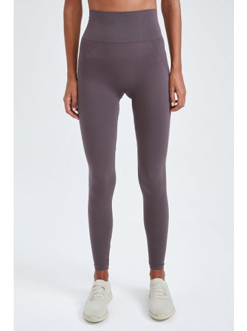 DeFacto Leggings SEAMLES LEGGING FIT in Lila